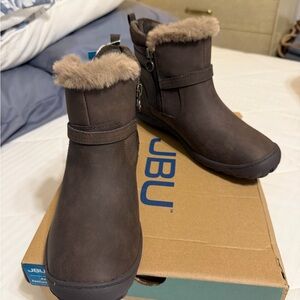 JBU Women’s Brown Faux-Fur Trim Ankle Booties